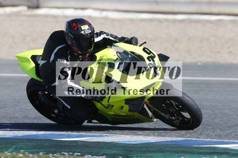 /Archiv-2024/02 29.01.-02.02.2024 Moto Center Thun Jerez/Gruppe gruen-green/229